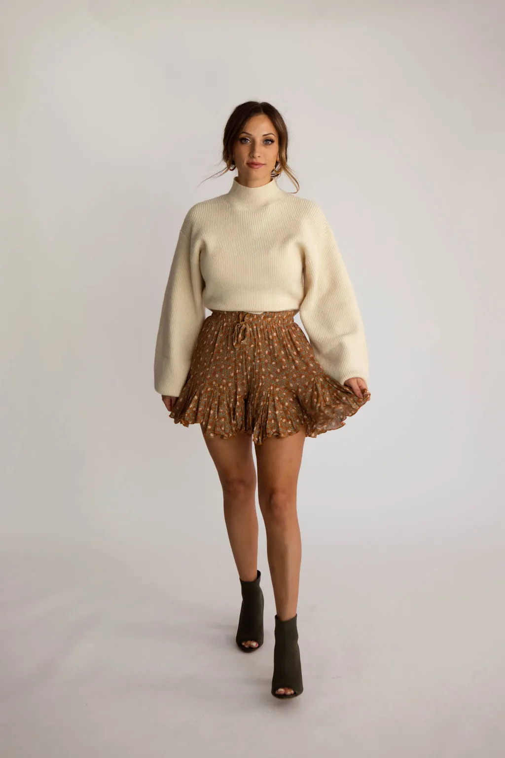 Alabaster Cropped Sweater