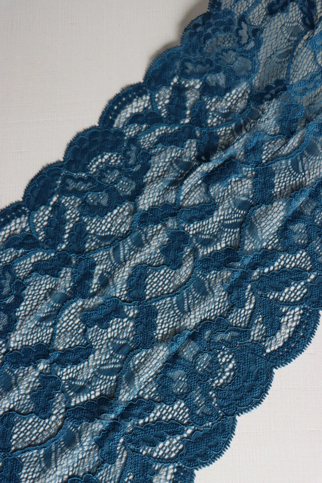 Deep Sea 9" Wide Stretch Lace