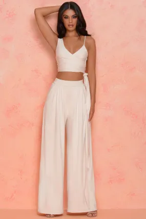 Under Wraps Petite Wide Leg Trousers in Cream